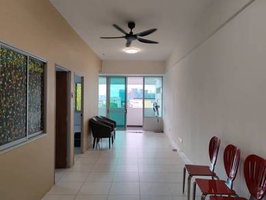 Akademik Suites 2 Bedroom Apartment Mount Austin For Sale