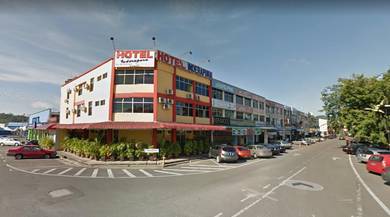 3 Storey Shop [Corner Unit] , Facing main road, Jerantut, Pahang