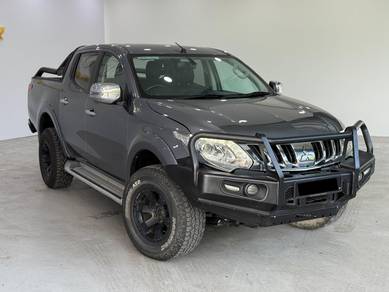 Mitsubishi TRITON 2.4 VGT PREMIUM (A) FULLOAN