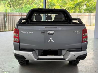 Mitsubishi TRITON 2.4 VGT PREMIUM (A) FULLOAN