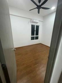 1 Sulaman Condo (9th Floor-3R2B-Partially Furnished) For Rent