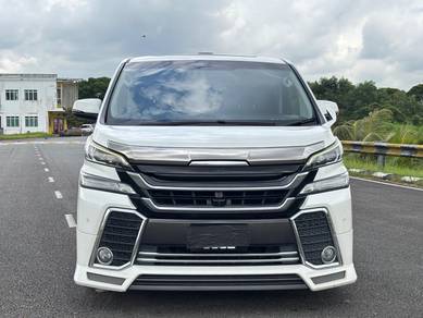 Toyota VELLFIRE 2.5 (A) / 8 seater