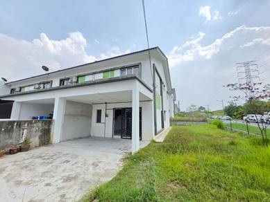 Ready to move in, corner lot, partly furnished, gated and guarded