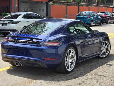 Porsche 718 2.0 Turbo CAYMAN Sport Exhaust Keyless