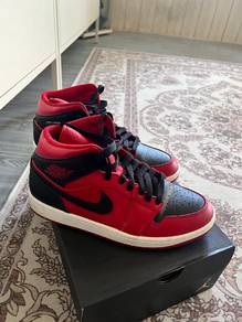 Jordan 1 Mid Banned (2020)