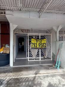 Klang - Taman Klang Utama - Single Storey Intermediate - For Sales