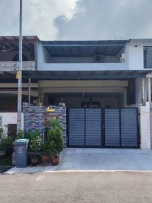 Bukit Indah double storey tiptop condition gd location for sale