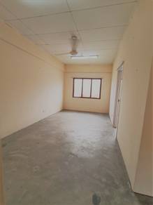(100% Loan) KAJANG SENTRAL LC Apartment (675sf,3R2B) KTM & MRT Kajang