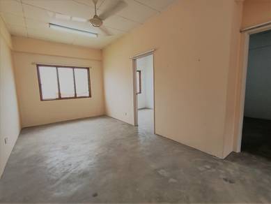 (100% Loan) KAJANG SENTRAL LC Apartment (675sf,3R2B) KTM & MRT Kajang