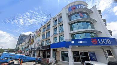 Ground Floor Shop Bandar Puteri Puchong Opp Hero Market