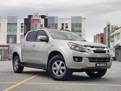 Isuzu D-MAX 2.5 4x4 (A) - LOAN SENANG LULUS❗❗
