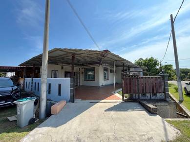 TAMAN SERKAM RIA CORNER LOT | Rumah Teres siap ada swimming Pool