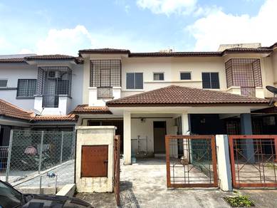 {BEST RENT}2Storey Mahkota Cheras{4 Bilik-New Painted}-Family Only