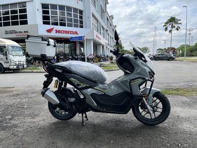 Adv 160 + 45l top box + crash bar boleh full loan