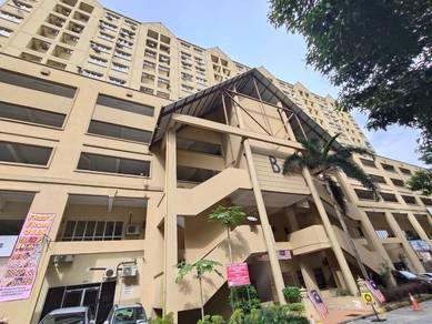 Renovated & Big Balcony Spring Ville Apartment at Ukay Perdana Ampang