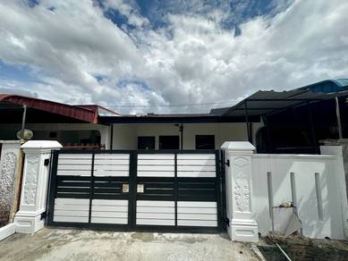 Ulu Tiram Taman Mutiara Single Storey House 3+1Beds Kitchen Extended