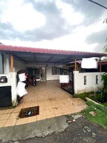 [low Booking] Single Storey Terrace Bandar Kinrara Bk4