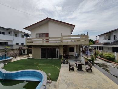 Seremban💥Taman Tan Chee Hoe,Bungalow,SWIMMING POOLS+FREEHOLD+RENO+BMV