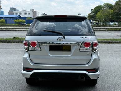 Toyota FORTUNER 2.7 V TRD SPORTIVO ENHANCED