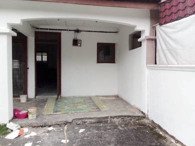 BELOW MARKET NON BUMI Double Storey Taman Putra Perdana Puchong Sgor