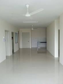 Condo For Sale at Platinum Lake PV 16,near to mall, shop, park, school