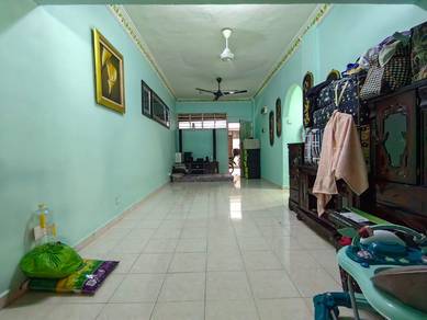 [Ground Floor❤️Freehold] Valencia Apartment Sek 25 Sri Muda Shah Alam