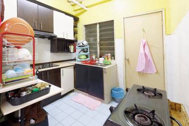 USJ 1 Pangsapuri Jati 1 Taman Subang Mewah Subang Jaya Level 2 860sqft