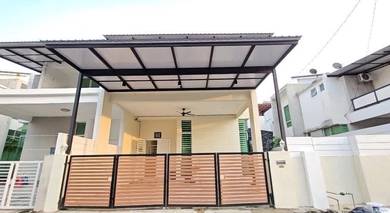 RUMAH SEMI-D 2.5 TINGKAT BERKONSEPKAN VILLA Dengan PRIVATE POOL🔥