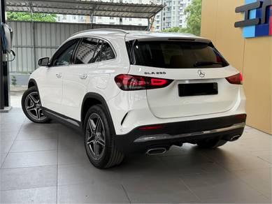 U/Wrnty 2022 Mercedes Benz GLA250 2.0 AMG Line GLA