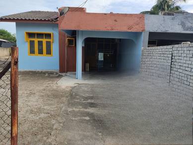 Semi-D di Taman Melati, Sura