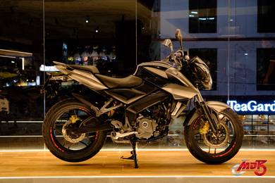 2019 - MODENAS Pulsar NS200 NS 200 rs MT Gixxer