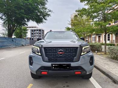 Nissan NAVARA PRO-4X 2.5L (A)