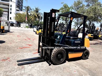 JAPAN Direct Import TOYOTA 2.5 ton FORKLIFT