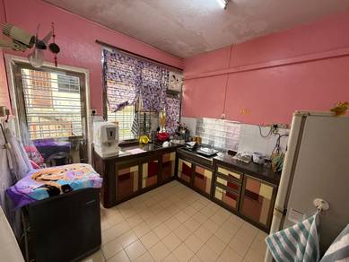 Taman Universiti_ 2 Storey Terrace_ Intermediate Lot_ Renovated Unit