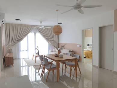 Huni Residence 3 Room 1000sqf For Rent(Huni Eco Ardence Setia Alam)