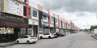 2 Storey Shop for Sale at Simpang Ampat (Pearl Avenue)
