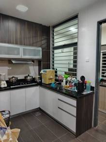 (Luxury House) 3 storeys house fully furnished in Taman Ukay Tropika