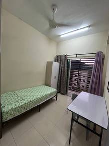 Room-for-rent-Lumut-Perak