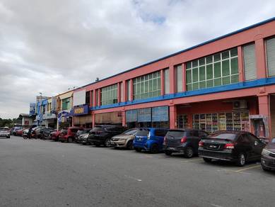 Hot Bangi Seksyen 7 shop near school, jpj, mydin, family mart, zus