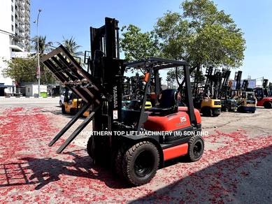 Direct JAPAN Import TOYOTA 2.5 ton DIESEL FORKLIFT