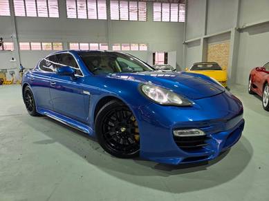Porsche PANAMERA TURBO