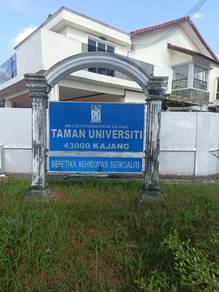 Double storey Taman universiti bangi@GMI