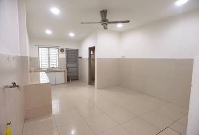 Taman Sri Gombak 2-Storey Landed for Sale Free Hold 3Rooms 2Bathrooms