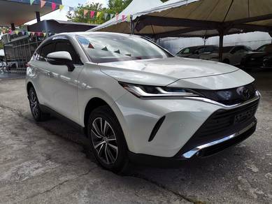 Toyota HARRIER 2.0 G Spec Black Interior