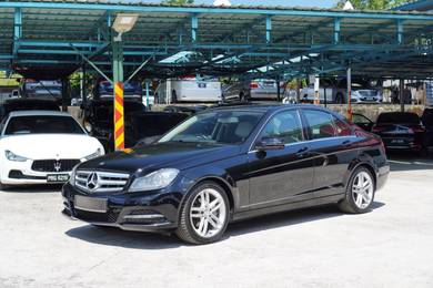Mercedes Benz C250 CGI 1.8 LOCAL 1 OWNER