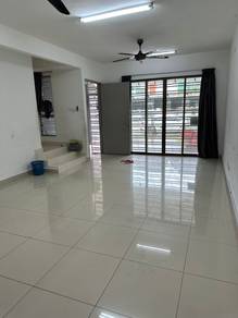 Bandar Ulu Tiram Double Storey Terrace House For Sale/ Good Unit