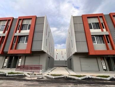 NEW ENDLOT SHOPLOT Uni Square Bandar Baru Nilai 3 Storey For Rent