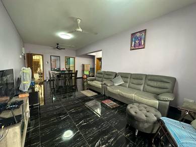 full loan cash out SKUDAI VILLA with LIFT freehold reno good condition