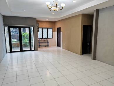 FOR RENT : MJC One Residency Lower unit Townhouse