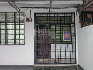 Tmn Cenderawashi New Renovated 1-Stry Terrace @ N.Tebal For Rent
